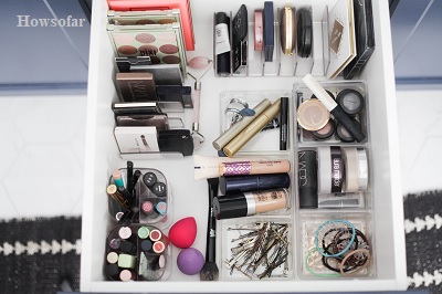 how to organize makeup in a drawer